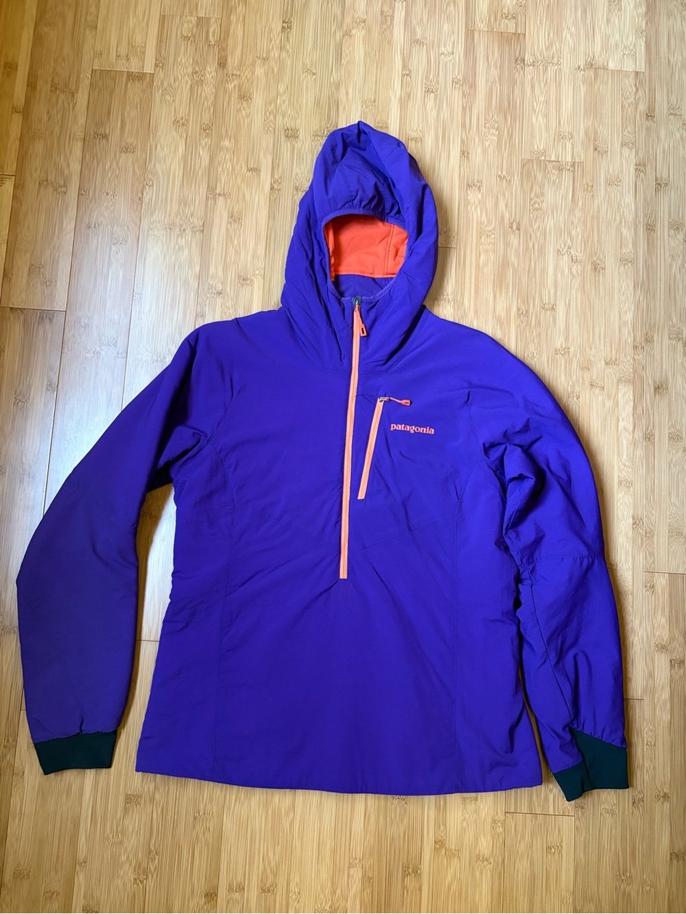 Patagonia Women's Nano-Air® Light Hoody